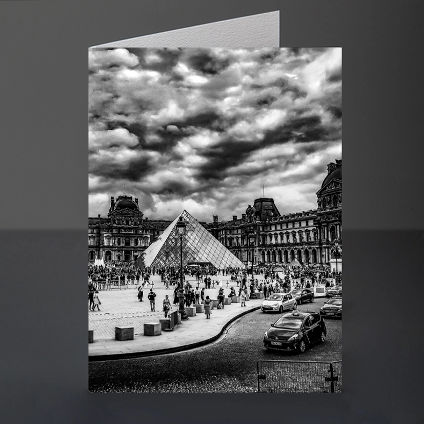 104- Paris Louvre 2019-536-34-crop BW