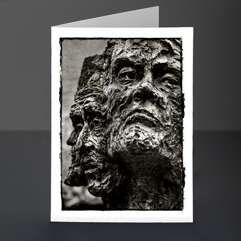 15- London RUSSIAN FACE SCULPTURE 036-B 1A1 DISPLAY