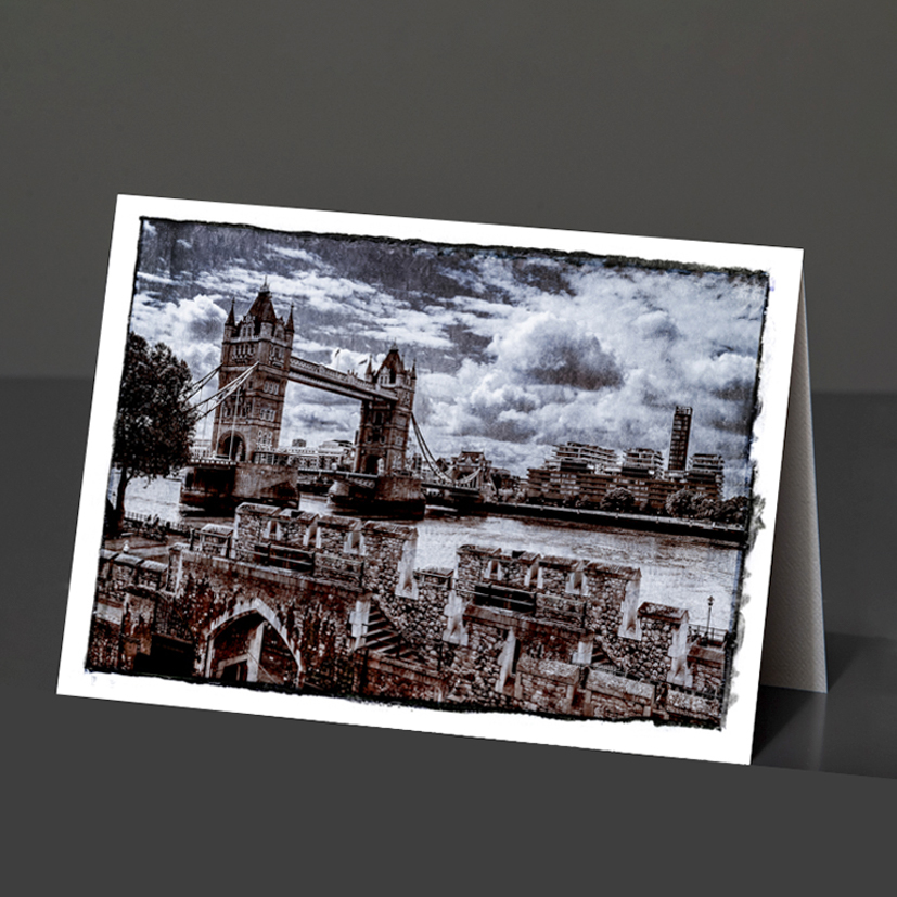 38- London Card Design 007-29